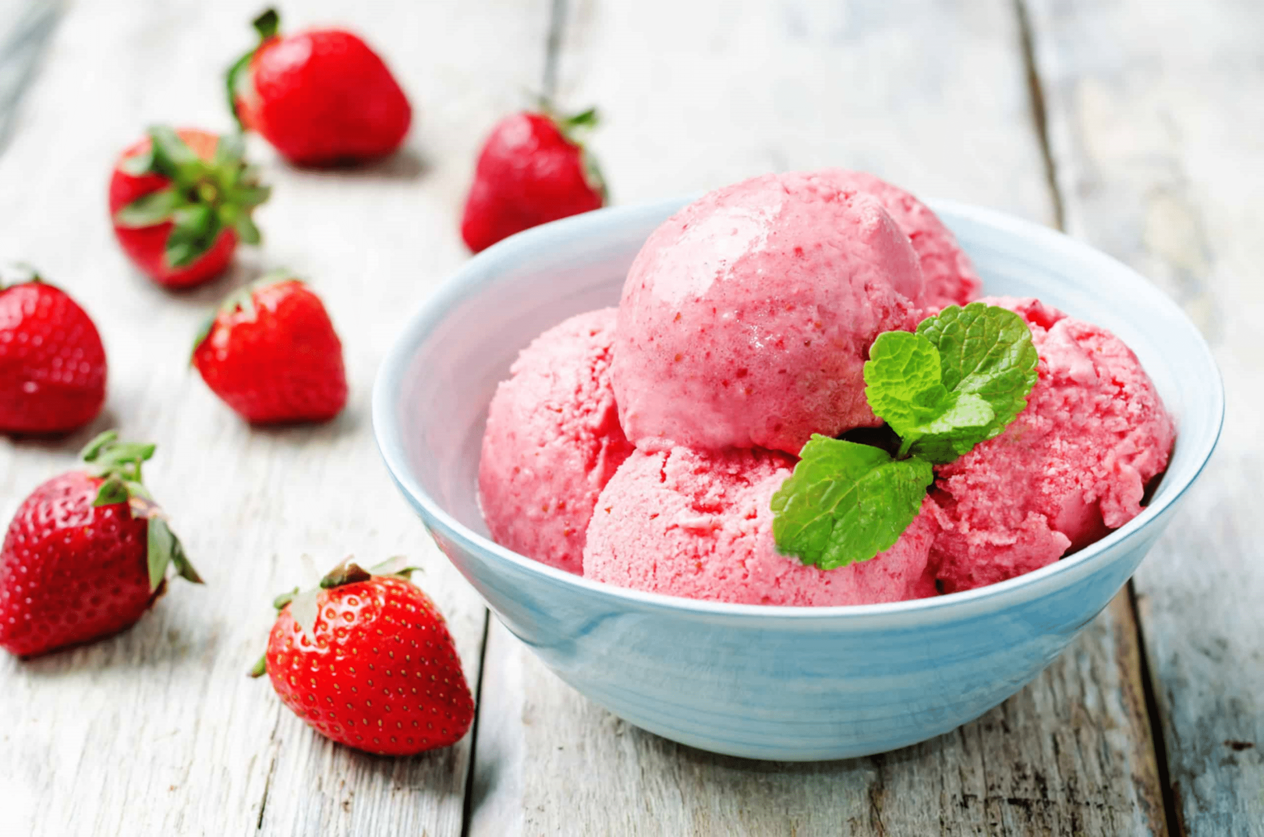 Strawberry Ice Cream - Alchemy Flavour Art DIY E-Liquid concentrate aroma flavouring.